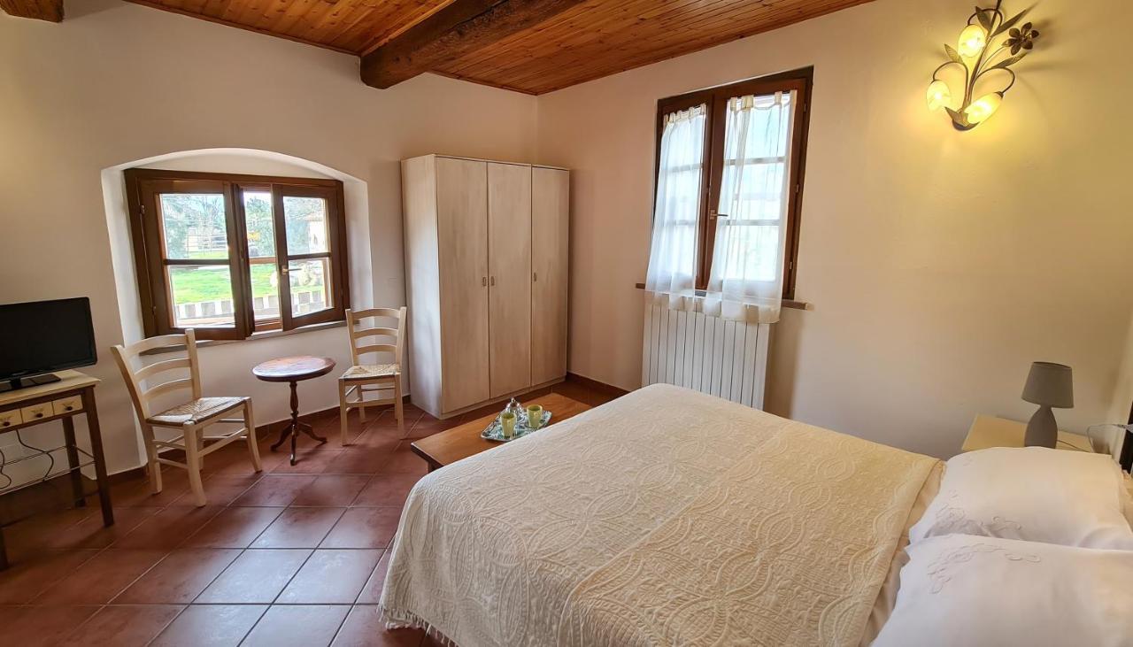 Agriturismo Barbadoro 산빈첸초 외부 사진